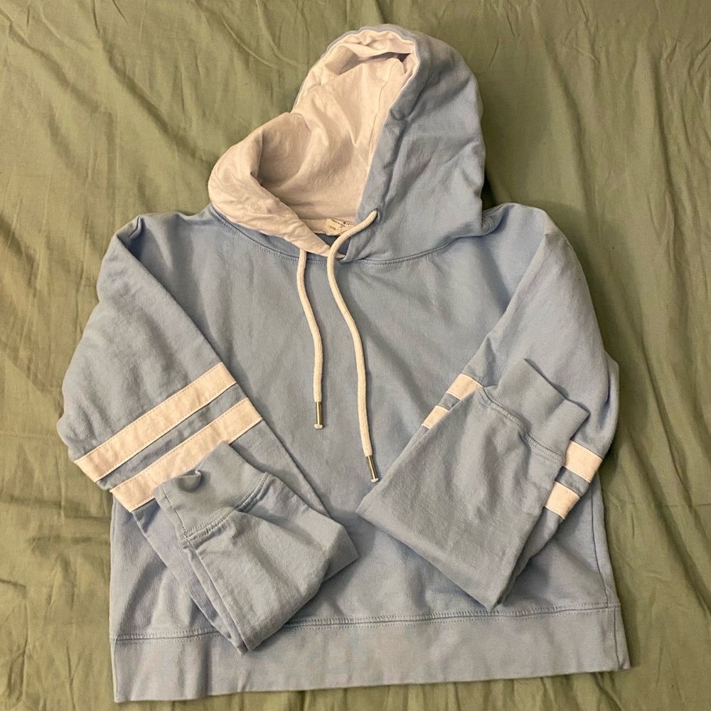 Blue cropped hoodie size small